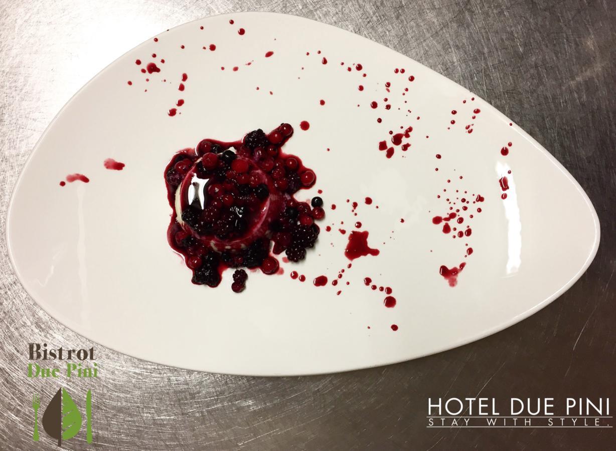 Hotel Due Pini 포르미지네 외부 사진