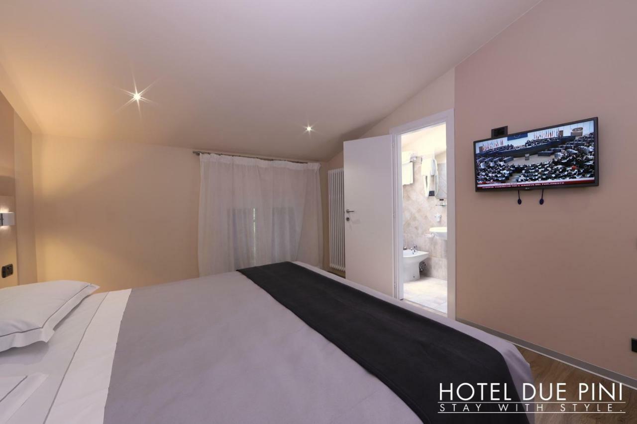Hotel Due Pini 포르미지네 외부 사진