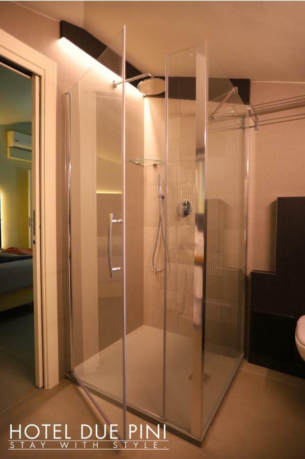 Hotel Due Pini 포르미지네 외부 사진