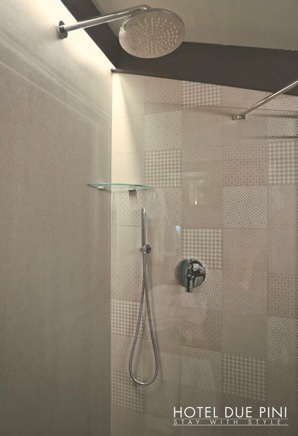 Hotel Due Pini 포르미지네 외부 사진